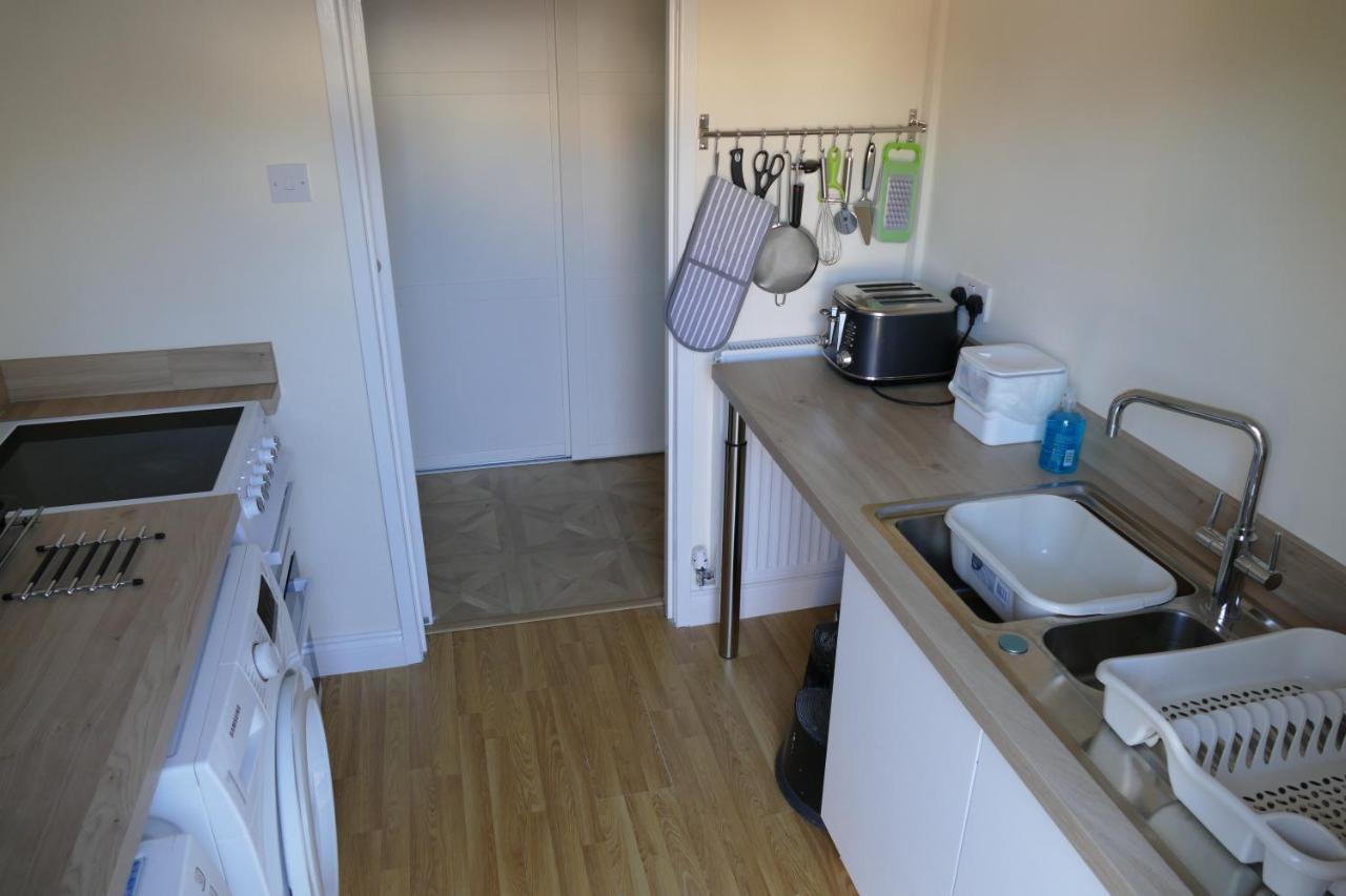 Magnolia Self Contained Suites Coalpit Heath Bagian luar foto